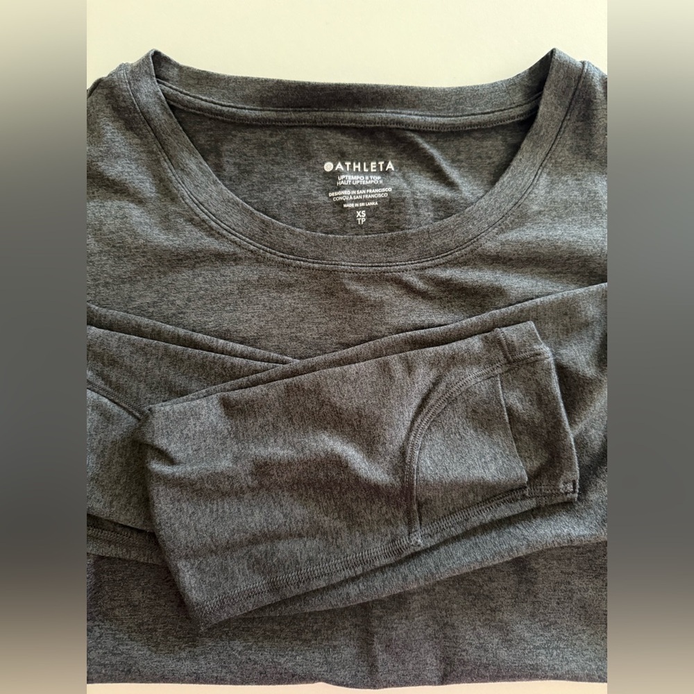 Athleta Women’s XS Uptempo II Gray Long Sleeve Shirt